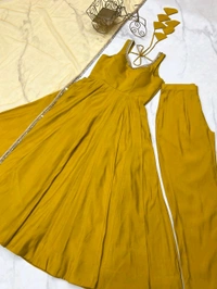 *This colourfull & fresh Haldi Mehendi Special - Xl