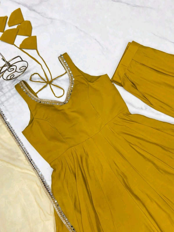 *This colourfull & fresh Haldi Mehendi Special - Xl