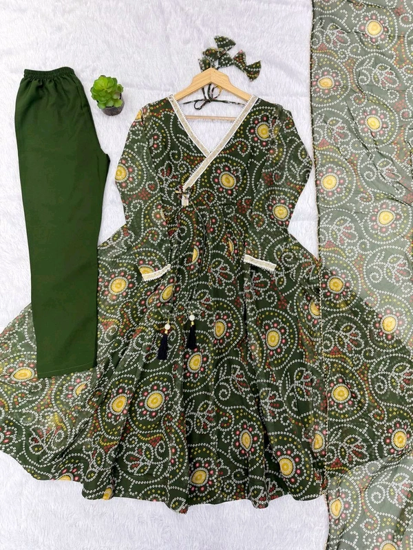 Presented Our New Printed Gown Pair With Real Modling For This Wedding Season - S-36