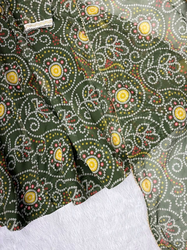 Presented Our New Printed Gown Pair With Real Modling For This Wedding Season - S-36