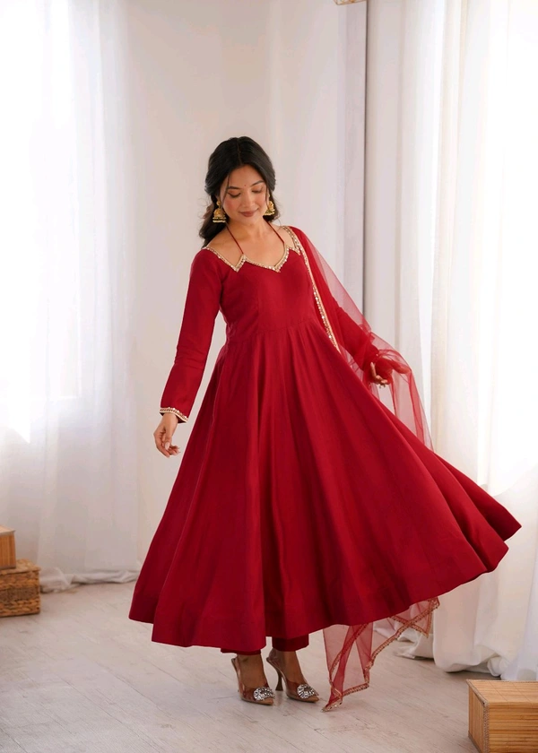 
*This colourfull & fresh look outfit is perfect for upcoming festivities and weddings