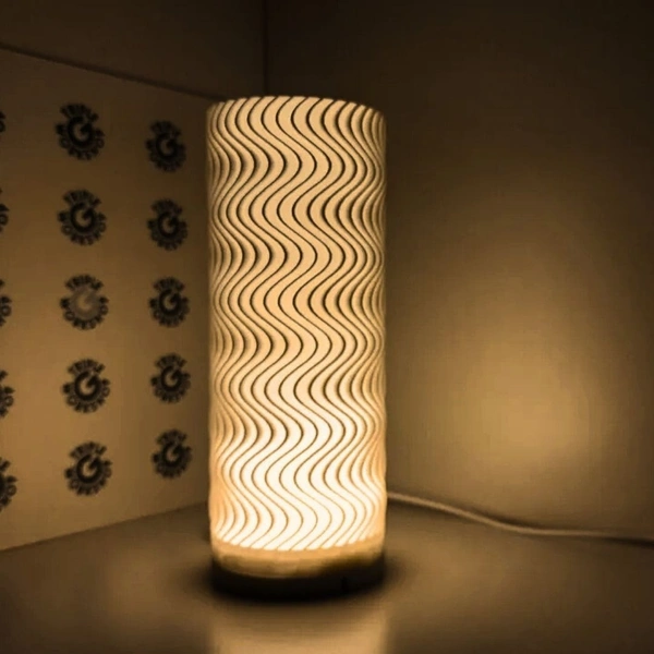 Styra Mesmerizing Wavy Lamp Shade - 10 cm, Chalky