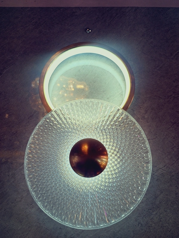 Golden Crystal Ring Light With Glass - Gold, White