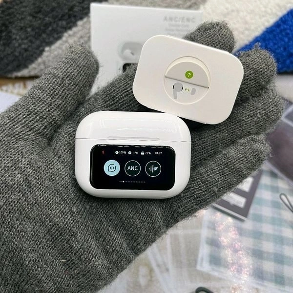 Airpods Pro 2nd Gen Display Edition💛📢