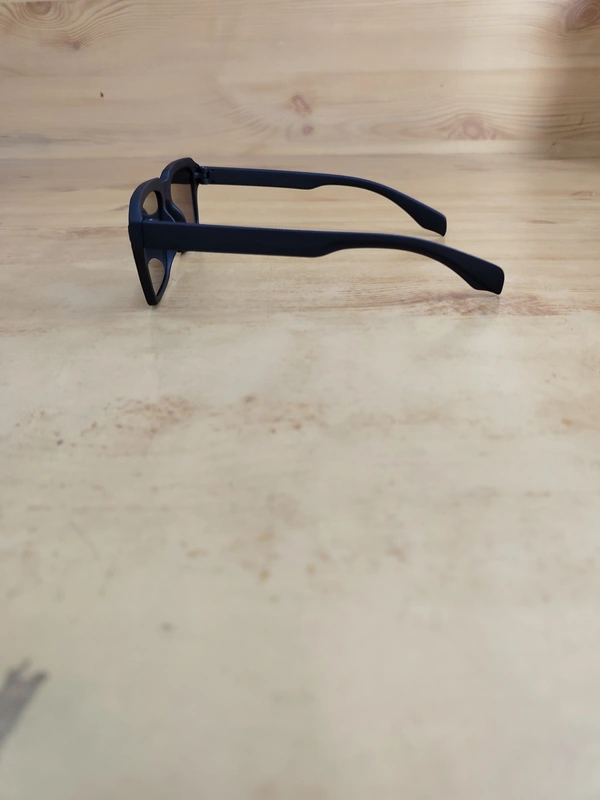 MENS BLACK RUBBER FRAME SIDE LOGO PRINTED DC SQUARE DESIGN MIX SUNGLASSES - FREE SIZE, 12