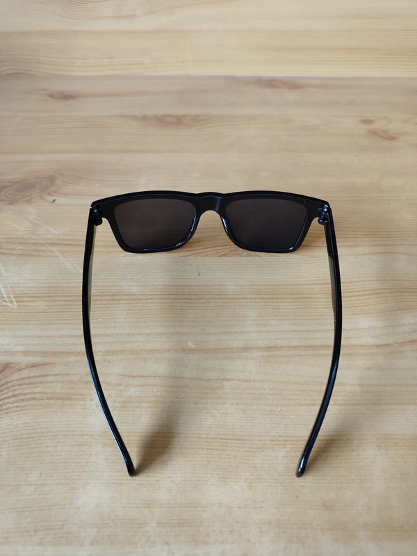 MENS RUBBER FRAME DC MIX COLOR STYLISH WAYFARER SUNLASSES - FREE, 12