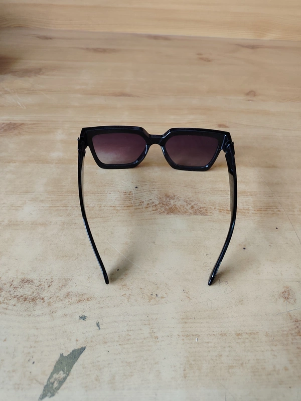 MENS MATT FRAME DC MIX COLOR WAYFARER SUNGLASSES - FREE, 12