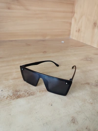 MENS MATT FINISH BLACK SQUARE SUNGLASSES WITH SIDE LOGO PRINTED - FREE, 12