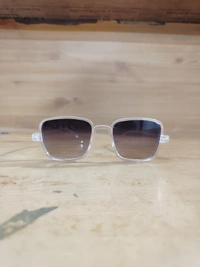 MENS POLYCARBONATE FRAME WAYFARER SUNGLASS WHITH DC LENS - FREE, 12