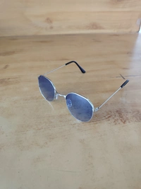 KIDS  METAL FRAME MIX  COLOR  ROUND  STYLISH SUNGLASSES - FREE, 12