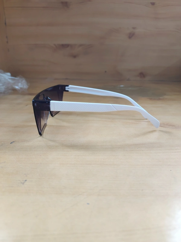 KIDS NEW DESIGN STYLISH DC MIX COLOR FRAME  SUNGLASSES  - FREE, 12