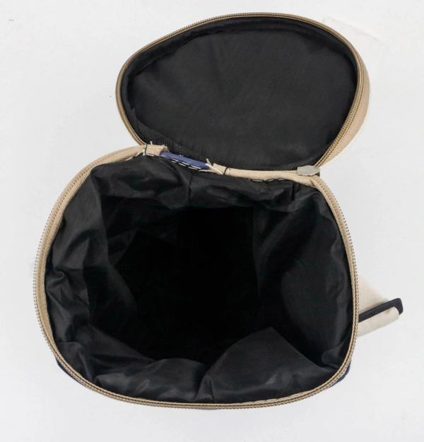 Assorted Colour Lunch Bag With Zipper Closer And Adjustable Strap - 6