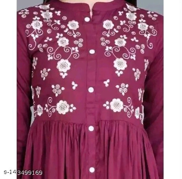 Myra Pretty Kurtis - Red Oxide, M