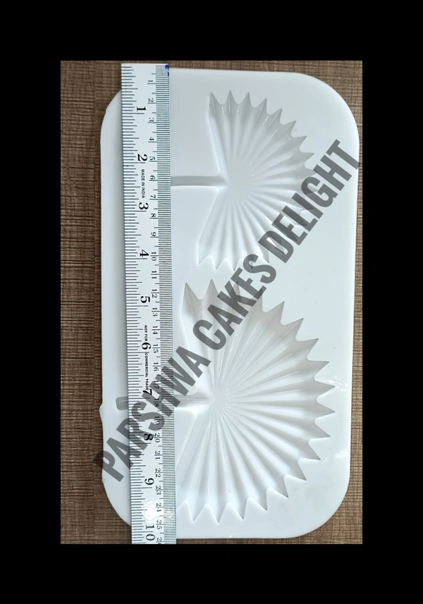 FEATHER GARNISHING MOULD - 10 INCH