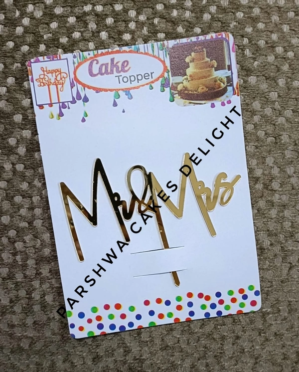 ACRYLIC TOPPER N - Mr & Mrs 124, 4.5 Inches, Gold