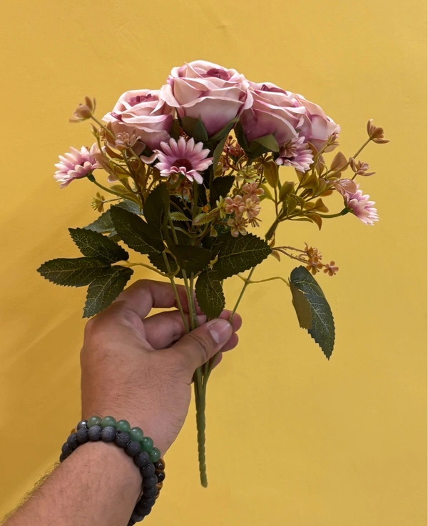FLOWER BOUQUET