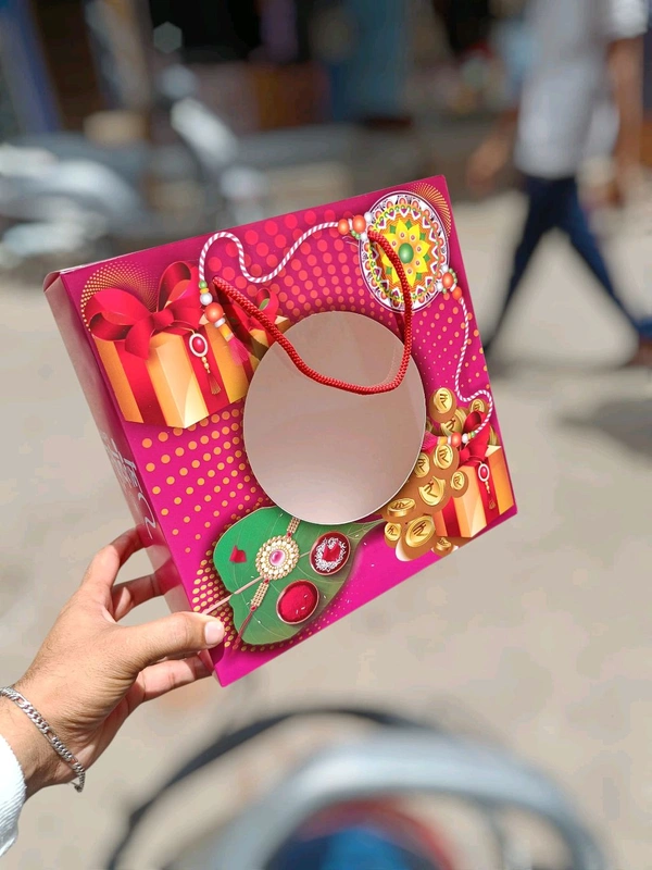 Rakhi Hamper Box - 10 Pcs Pack, 10*10*4 Inches