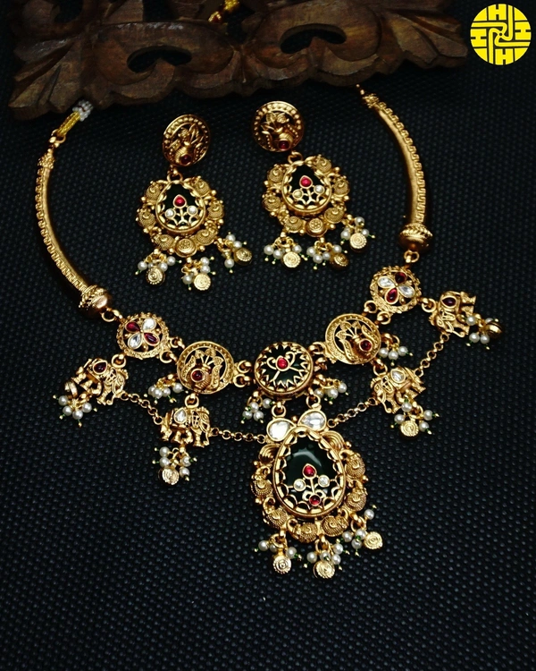 SM Elegant Look Heritage Necklace Set - shn-84 - Multi, Antique Gold Polish