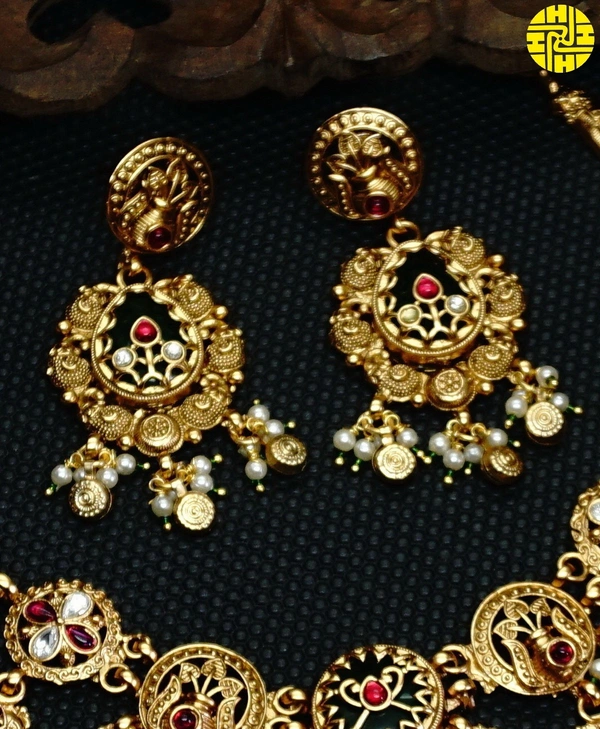 SM Elegant Look Heritage Necklace Set - shn-84 - Multi, Antique Gold Polish