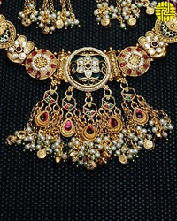 SM Designer Hanging Heritage Necklace Set - shn-86 - Multi, Antique Gold Polish