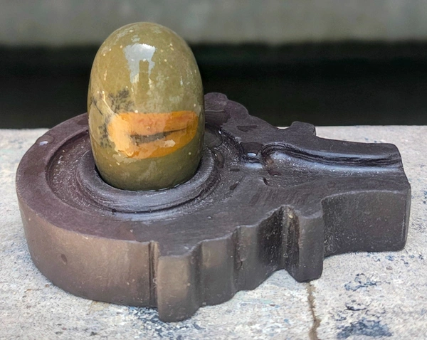 2 Inch  Tripunddhari Shivling with Shakti Jaladhara
