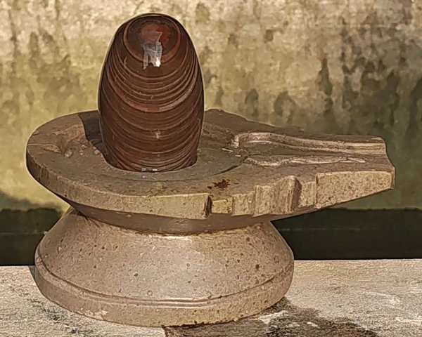 Spiritual Stone World 4 Inch Shivling 8 Inch Damru Jaladhara