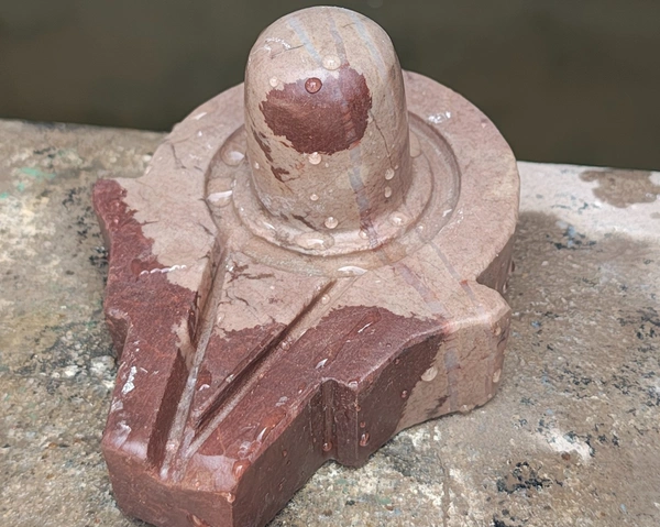 Akhand 2 Inch Shivling 4 Inch Plat Jaladhara