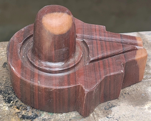 Akhand 2 Inch Shivling 4 Inch Plat Jaladhara