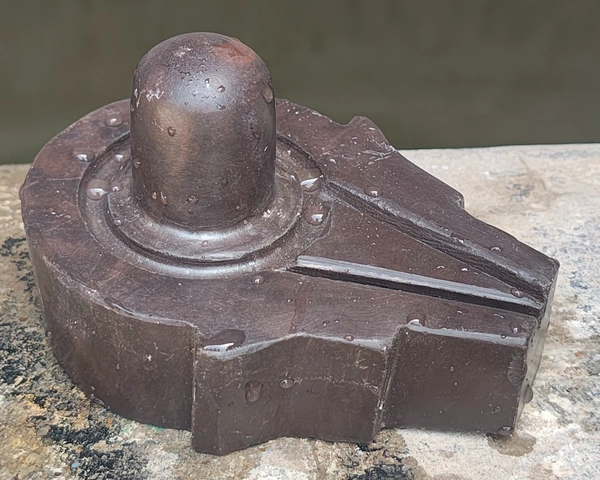 Akhand 2 Inch Shivling 4 Inch Plat Jaladhara