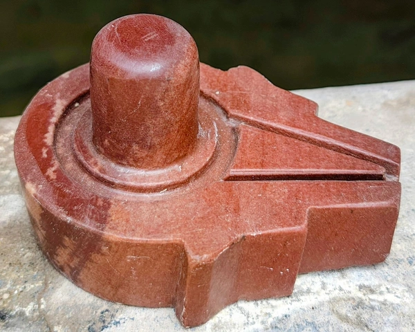 Akhand 2 Inch Shivling 4 Inch Plat Jaladhara