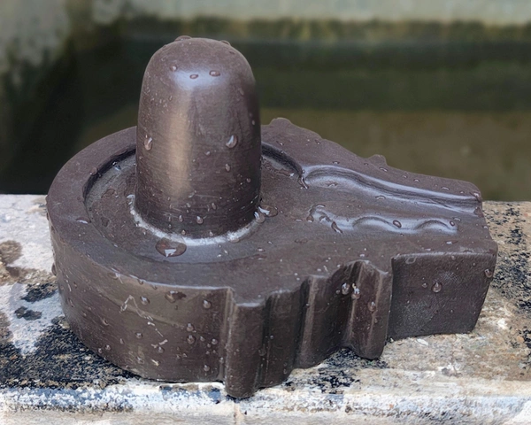 Akhand 3 Inch Shivling 6 Inch Plat Jaladhara