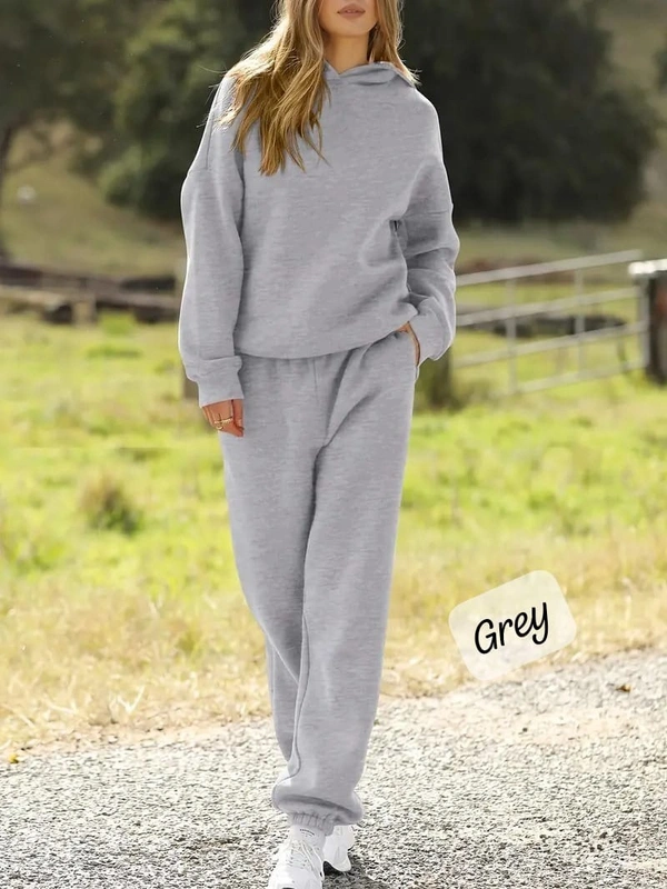 ADIDAS GIRLS Winter Fleece Tracksuit 😍