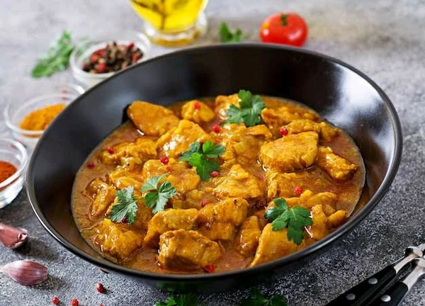 Spicy  Chicken Curry Boneless 