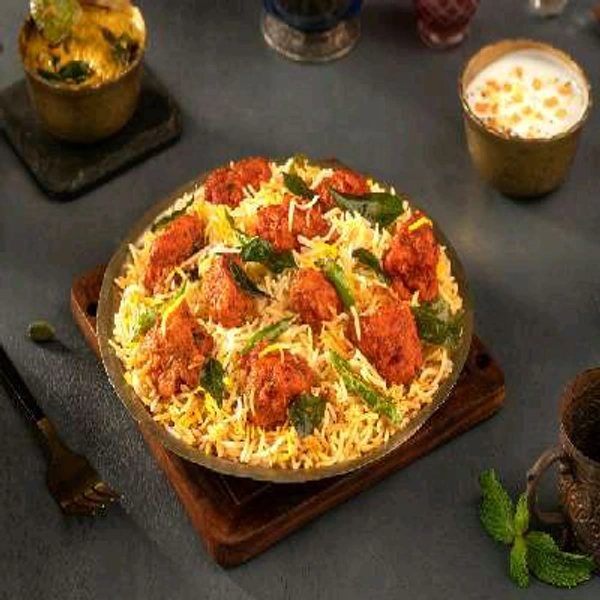 Venu  Family Pack Chicken Dum