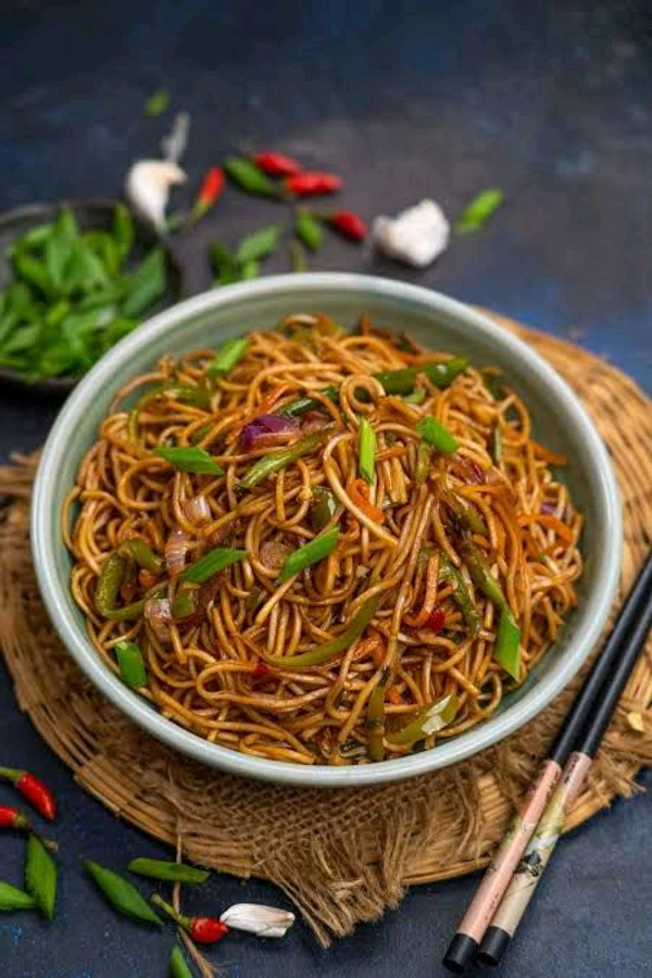 Bamboo  Veg Bound Garlic Noodles 