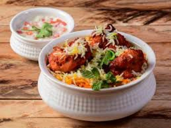 Chicken biryani Tikka ( Basamati Kazana )