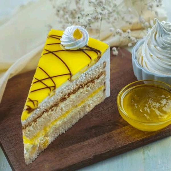 Veerabhadra bakery  Butterscotch Pastry