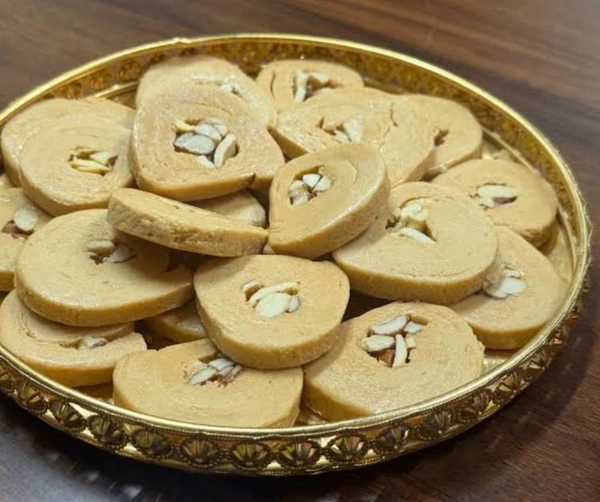 Mithai Badam Pista Rakhi - 1kg 
