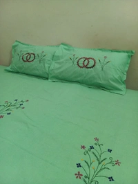 Twokart Cotton Double Hand Embroidery Flay Bedsheet (Pack 1 Bedsheet & 2 Pillow & Free Rumal, Green) - Width 87 inch / Length 118 inch