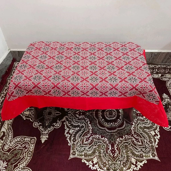 Twokart Self Design 4 Seater Table Cloth (Red, Cotton) - Red, 4 Seater