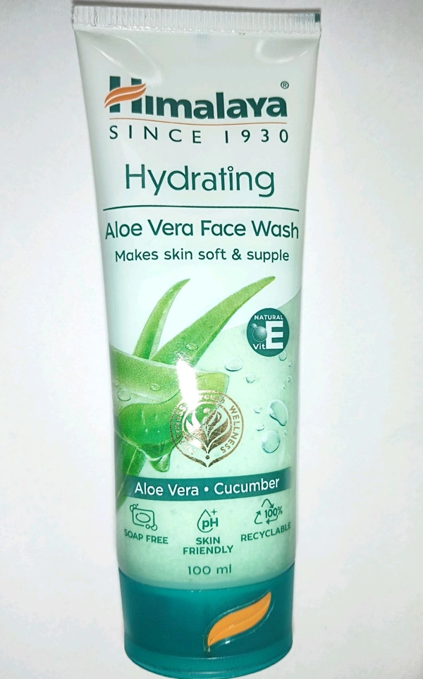 HIMALAYA ALOE VERA FACE WASH - 100ML