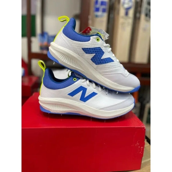 KD New Balance CK 4030 W5 Cricket Spikes Shoes, White Blue - UK / IND 8