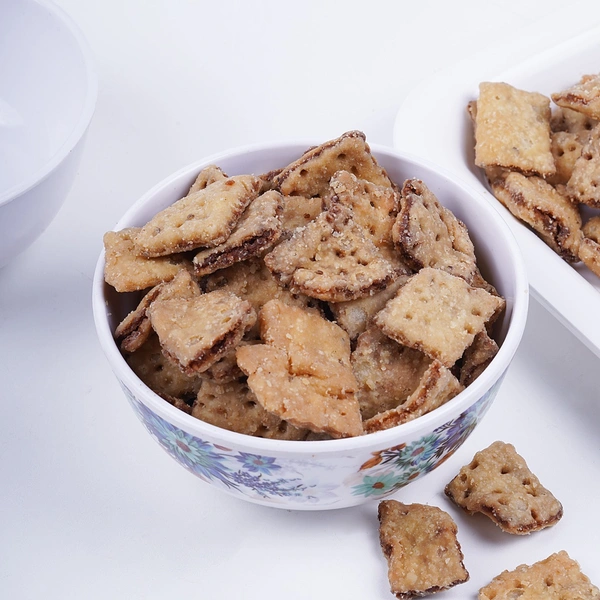 SANDWICH BHAKARWADI 200GMS