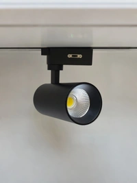 APRA AP4007 - 20w LED Colour Changing Track Light – Energy Efficient Track Lights for Modern Spaces” - 20W, 3CCT, BLK, 1 Pcs