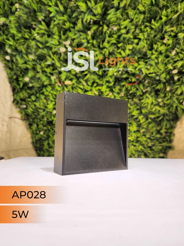 APRA YCD028 5W Square Black Foot Light - 5W, 3000K
