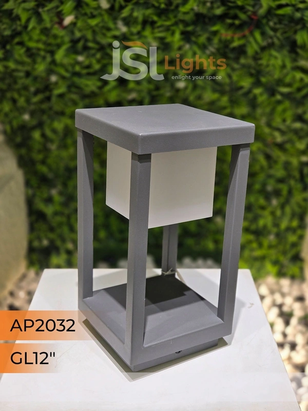 APRA 2032 12W 12 Inches Gate Light