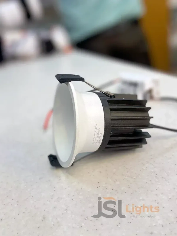 APRA AP20621 28W Black Body Recessed COB Downlight - 28W, 6000K, White