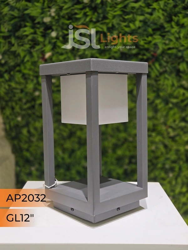 APRA 2032 12W 12 Inches Gate Light