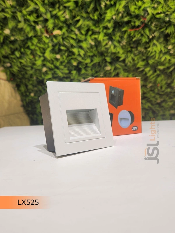 LX525 3W LED Foot Light – Sleek White Wall Mount for Indoor/Outdoor Pathway Lighting - 3W, White