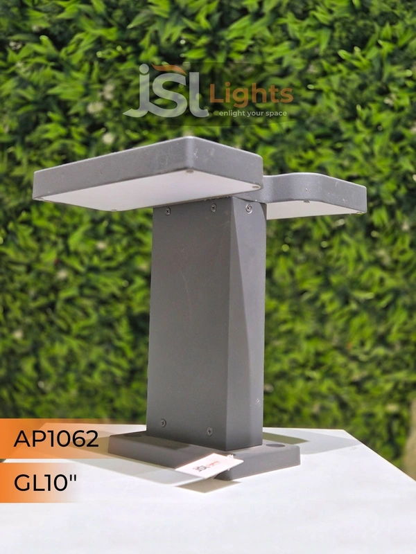 APRA 1062 Twin 10" 24W Outdoor Gate Light